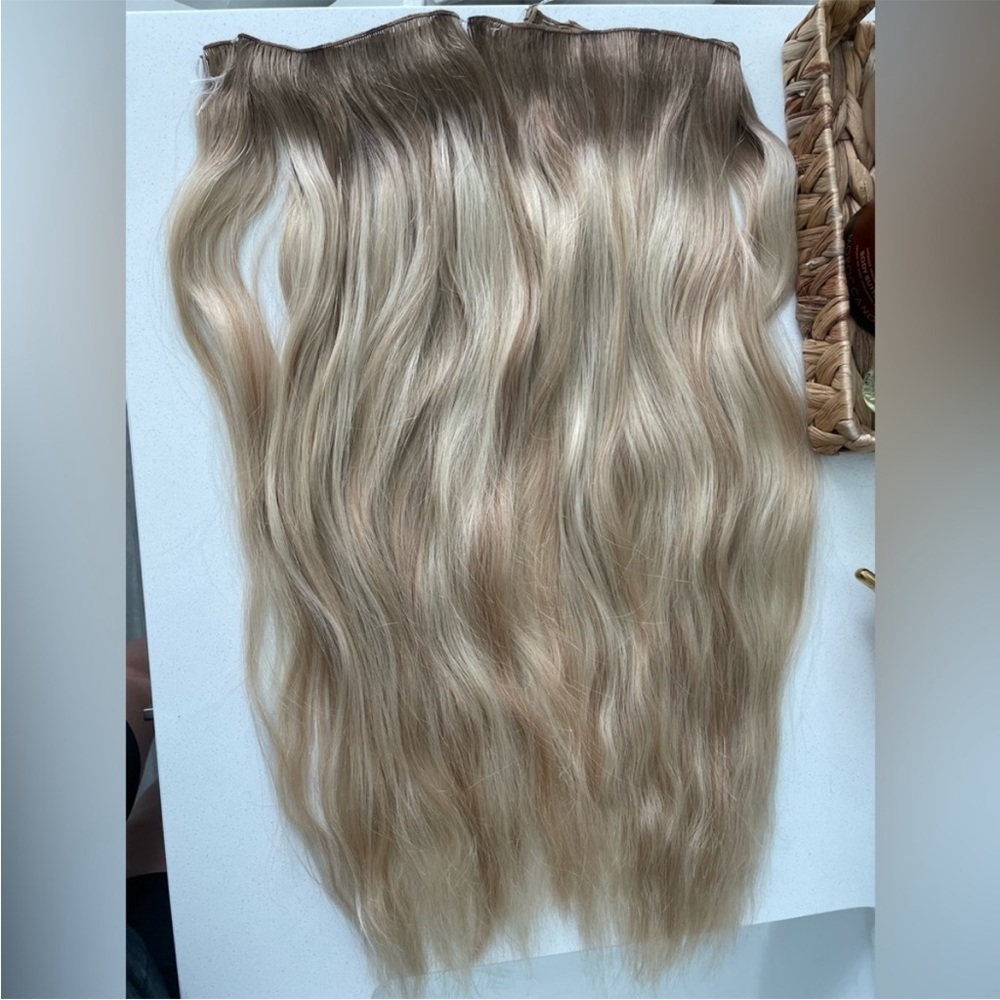 18inch covet and mane hand tied extensions, sew-in, IBE